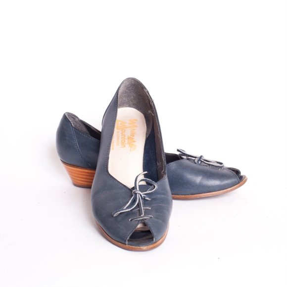 Vintage 1970s Blue Leather Peeptoe Heels - Picture 9 of 11